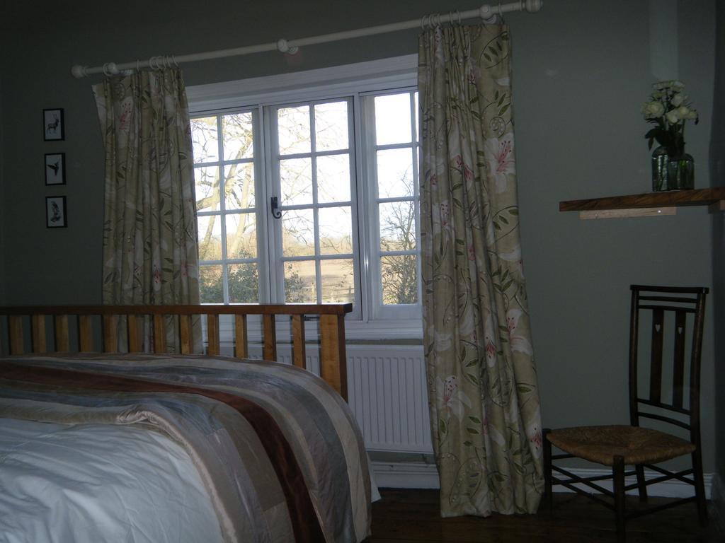 Bed and Breakfast Leggatts Farm Debden Habitación foto